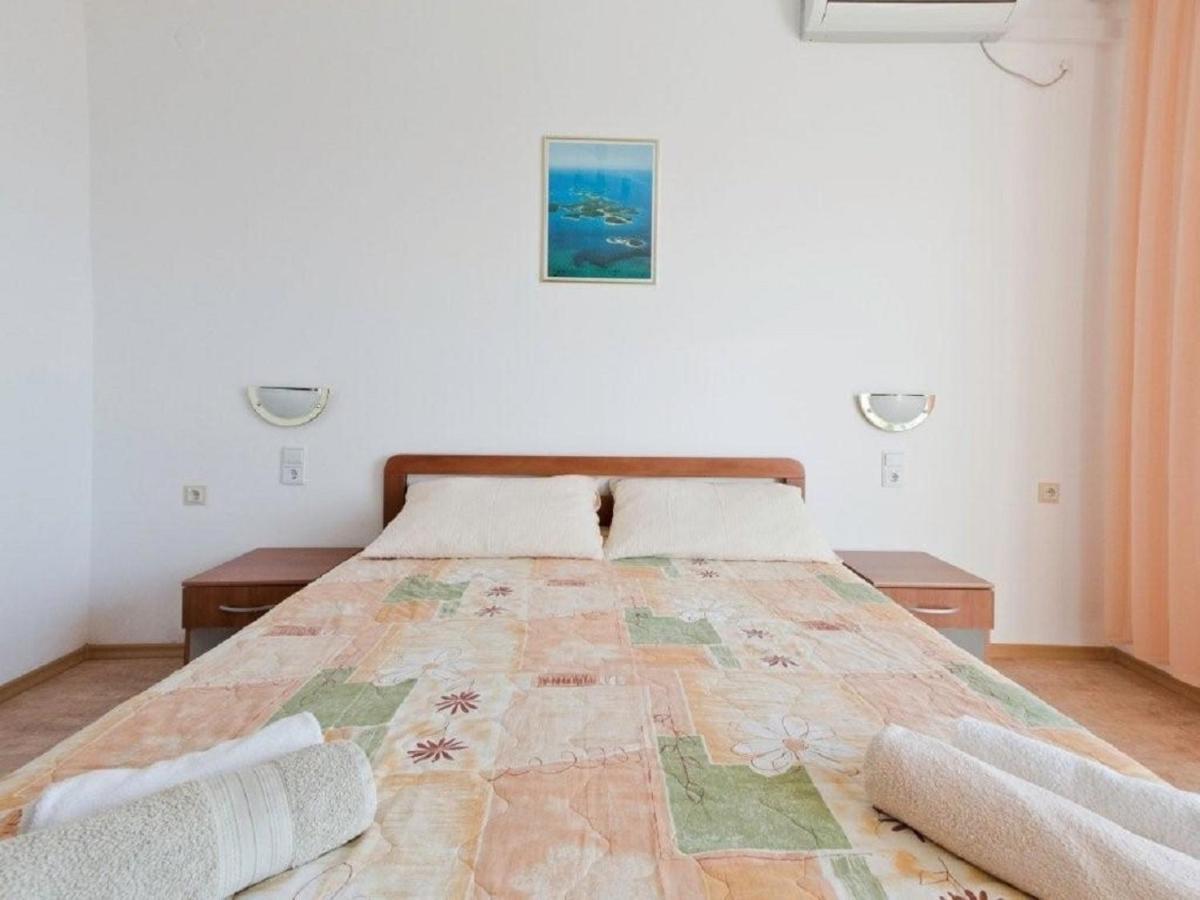 Apartments And Rooms Mirja-Parking พรีมอชเตน ภายนอก รูปภาพ