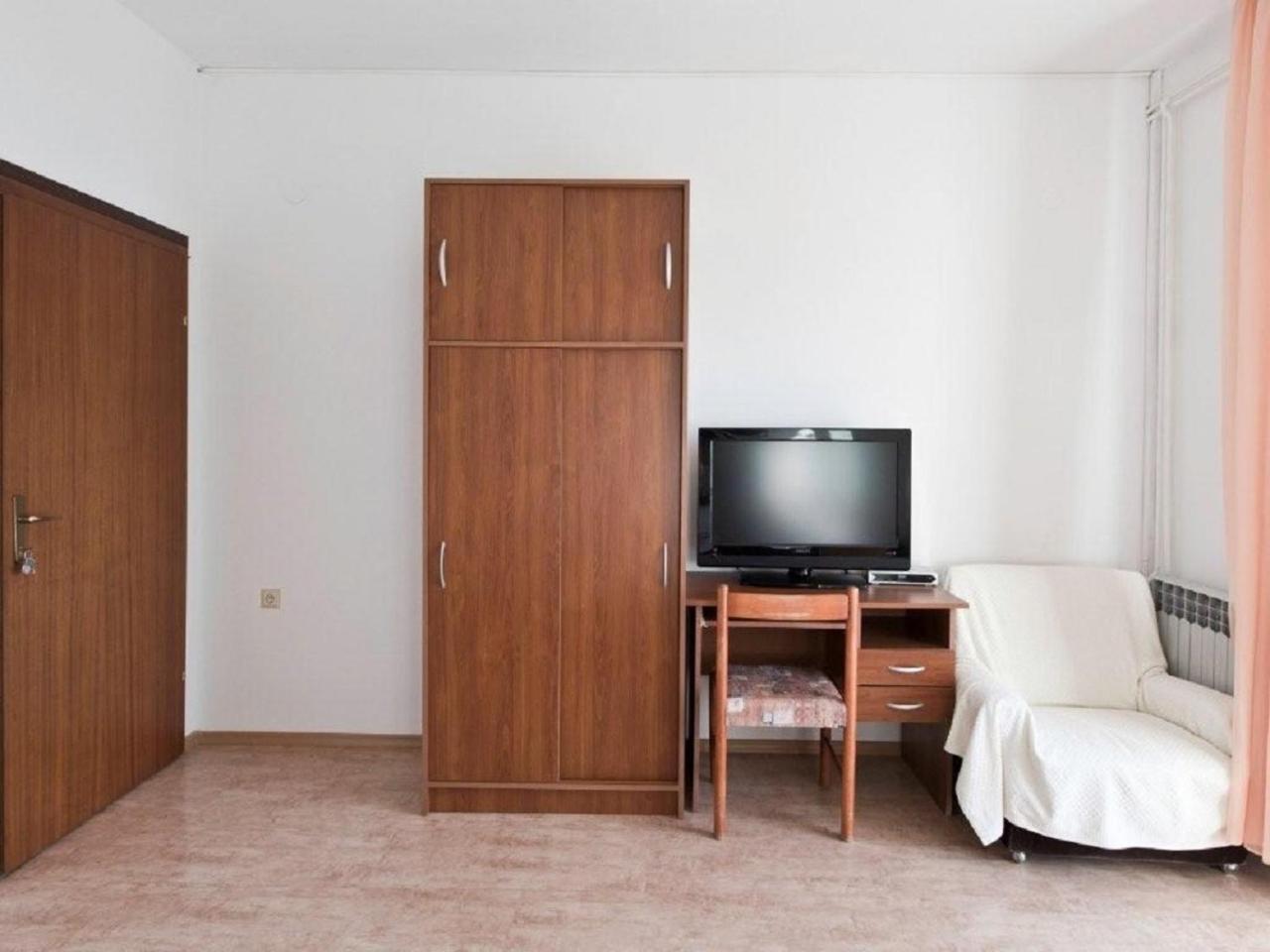 Apartments And Rooms Mirja-Parking พรีมอชเตน ภายนอก รูปภาพ