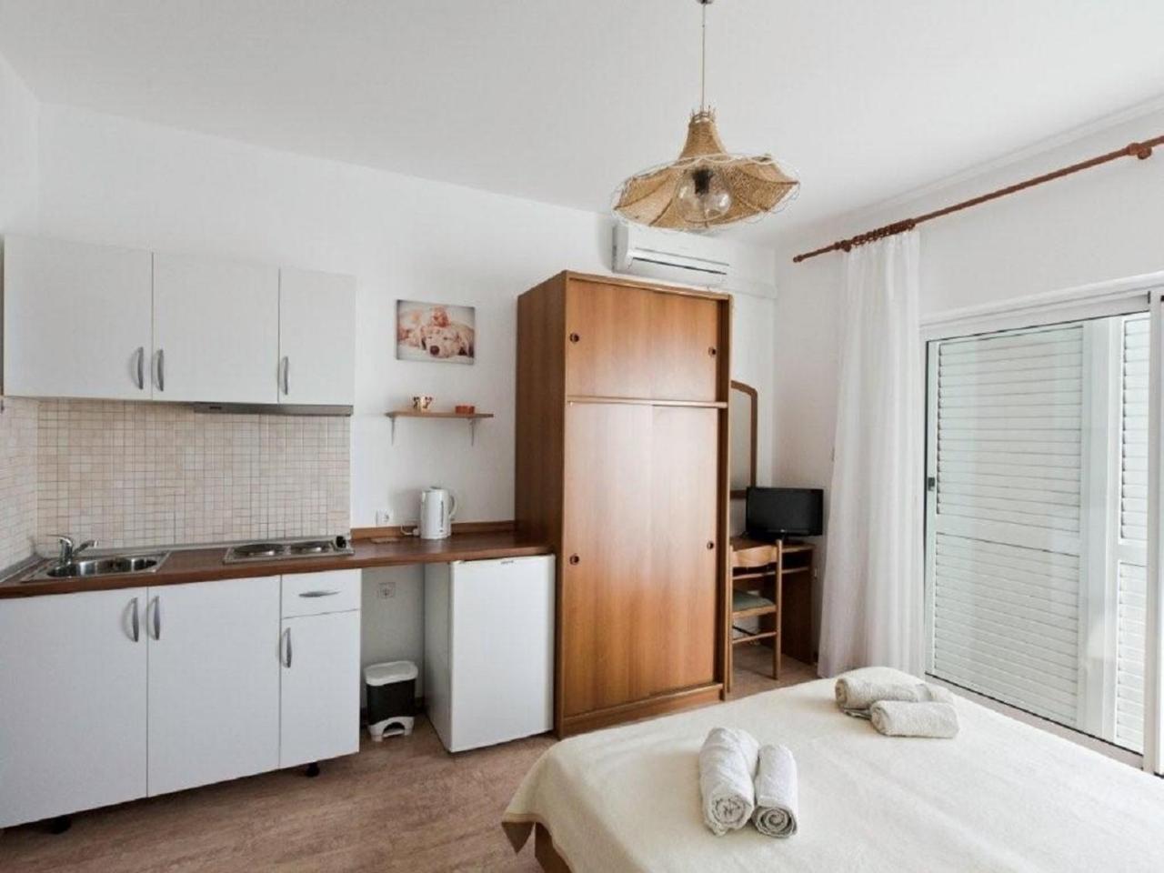 Apartments And Rooms Mirja-Parking พรีมอชเตน ภายนอก รูปภาพ